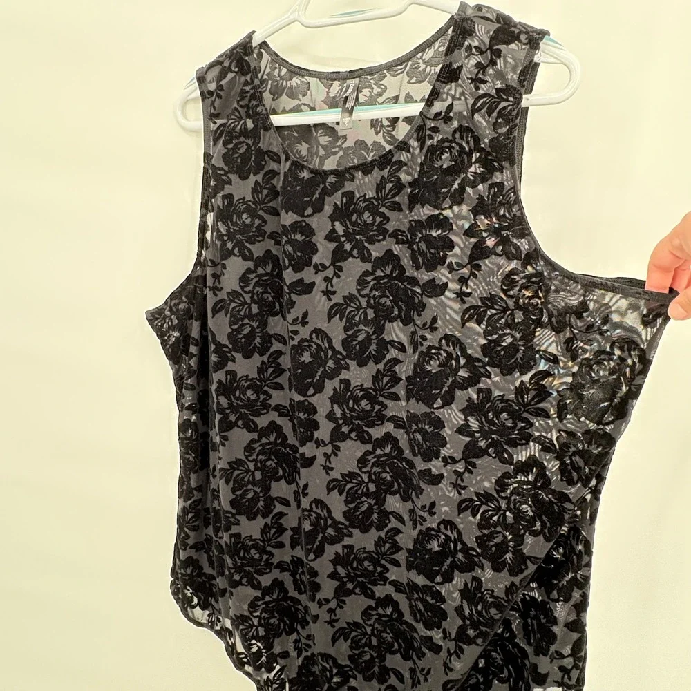 Torrid Curve Black Flocked Velvet Floral Mesh Bodysuit Plus Size 5 Sleeveless - Picture 3 of 12